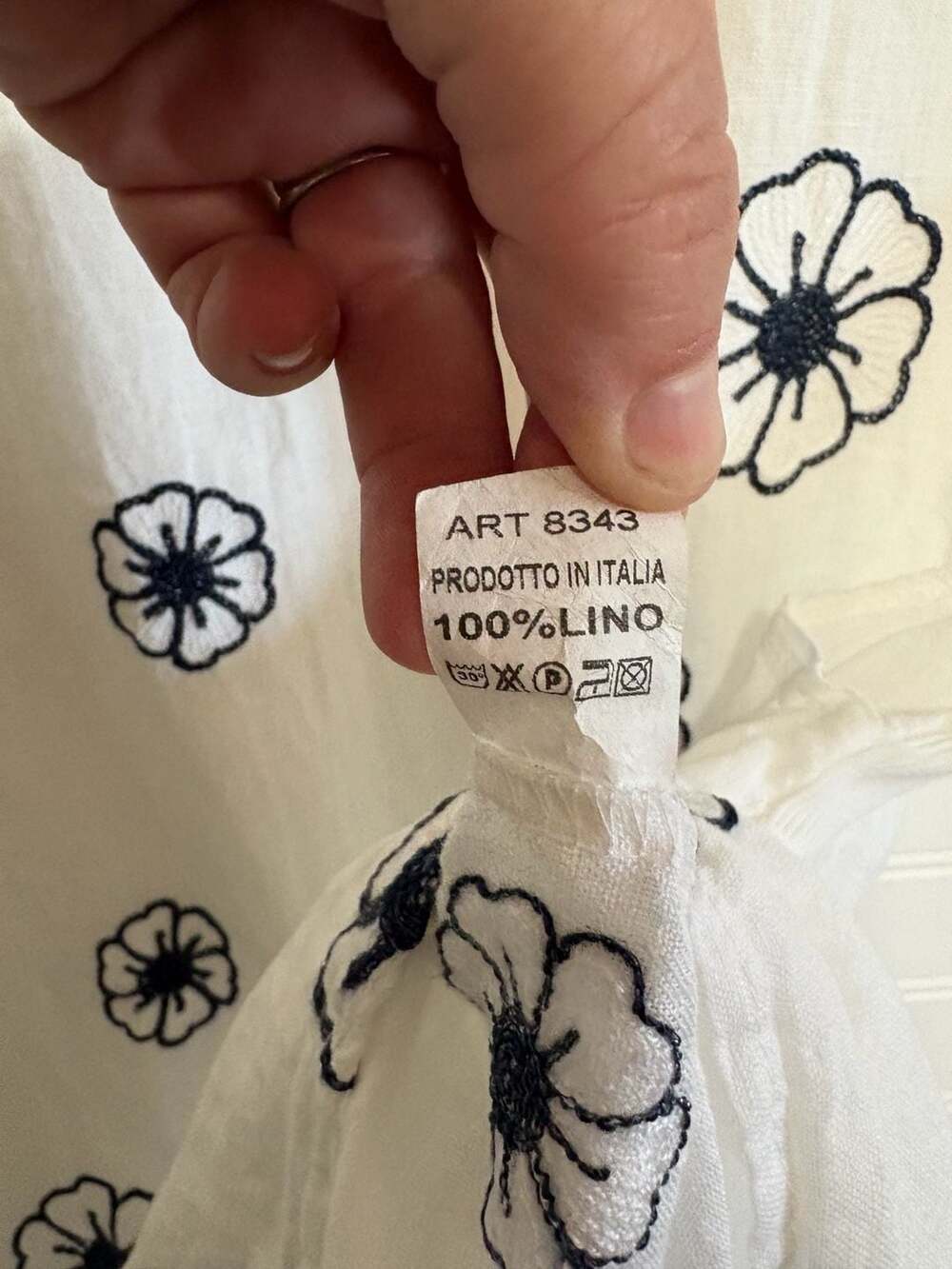 Made in Italy White 100% Linen with embroidered flowers Size M - Picture 4 of 8